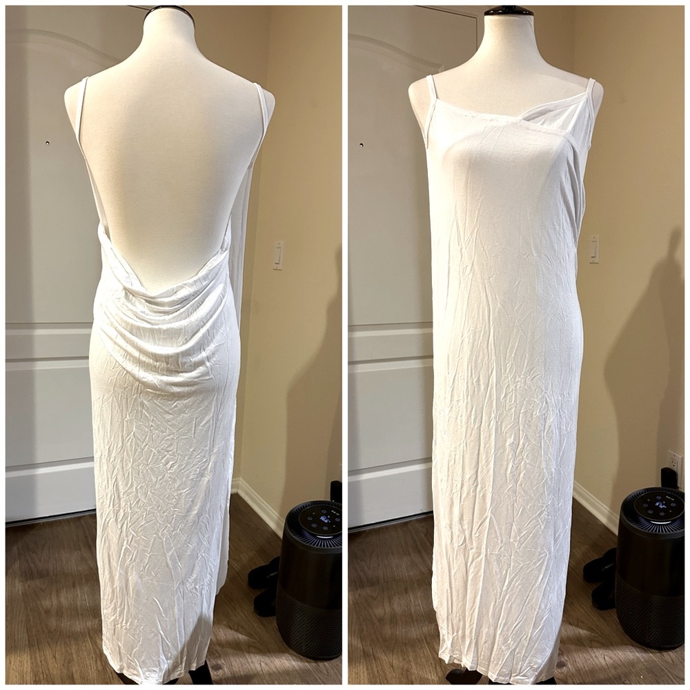 NWOT Venus White Cover Up